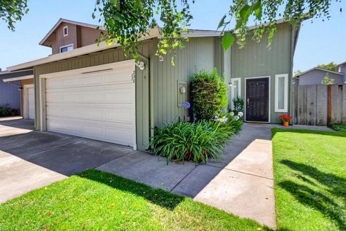 238 Brookhaven Ln, Watsonville, CA, 95076-2784 | Card Image