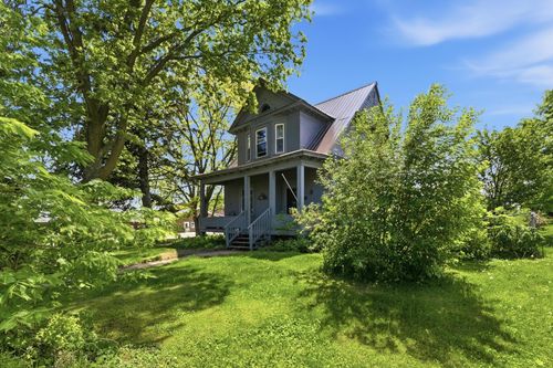 201 5th St N, Grove City, MN, 56243-5024 | Card Image
