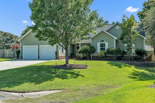 113 Tifton Cir, Cape Carteret, NC, 28584-8967 | Card Image