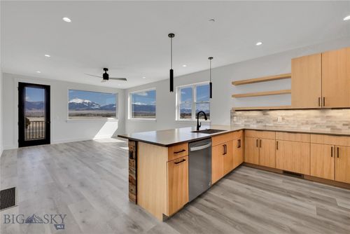 b-450 Loomis Way, Ennis, MT, 59729 | Card Image