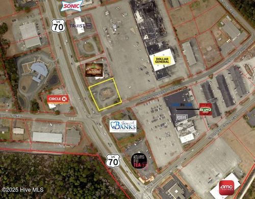 1335 E Main St, Havelock, NC, 28532-1805 | Card Image