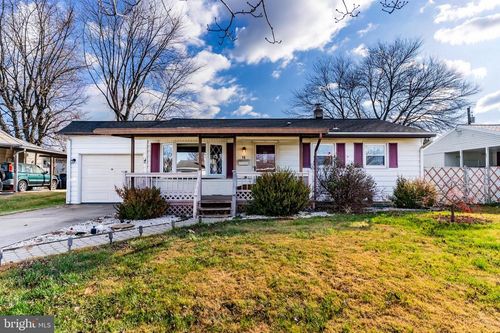 16 Nissley Dr, MIDDLETOWN, PA, 17057-3328 | Card Image