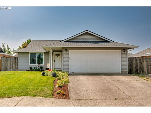 513 Se 10th St, Battle Ground, WA, 98604-8998 | Card Image
