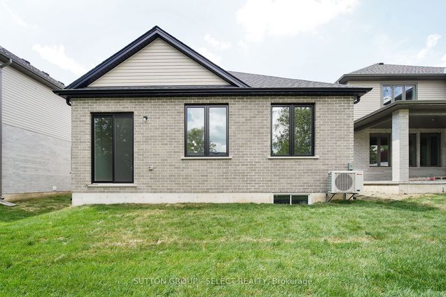 10 - 7966 Fallon Dr, House other with 2 bedrooms, 2 bathrooms and 2 parking in Granton ON | Image 33