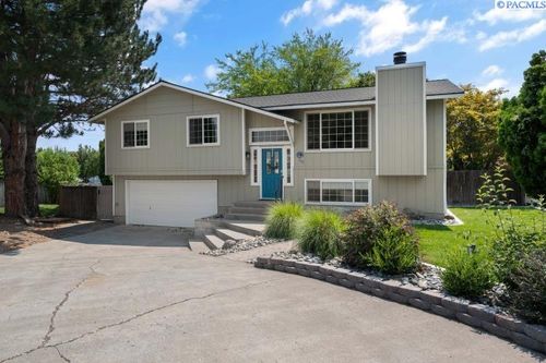 1610 Cimarron Ave, Richland, WA, 99352-8536 | Card Image