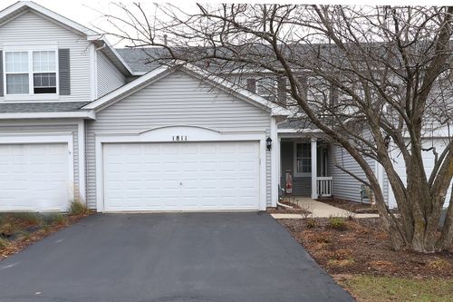 1811 S Wentworth Cir, Romeoville, IL, 60446-5102 | Card Image