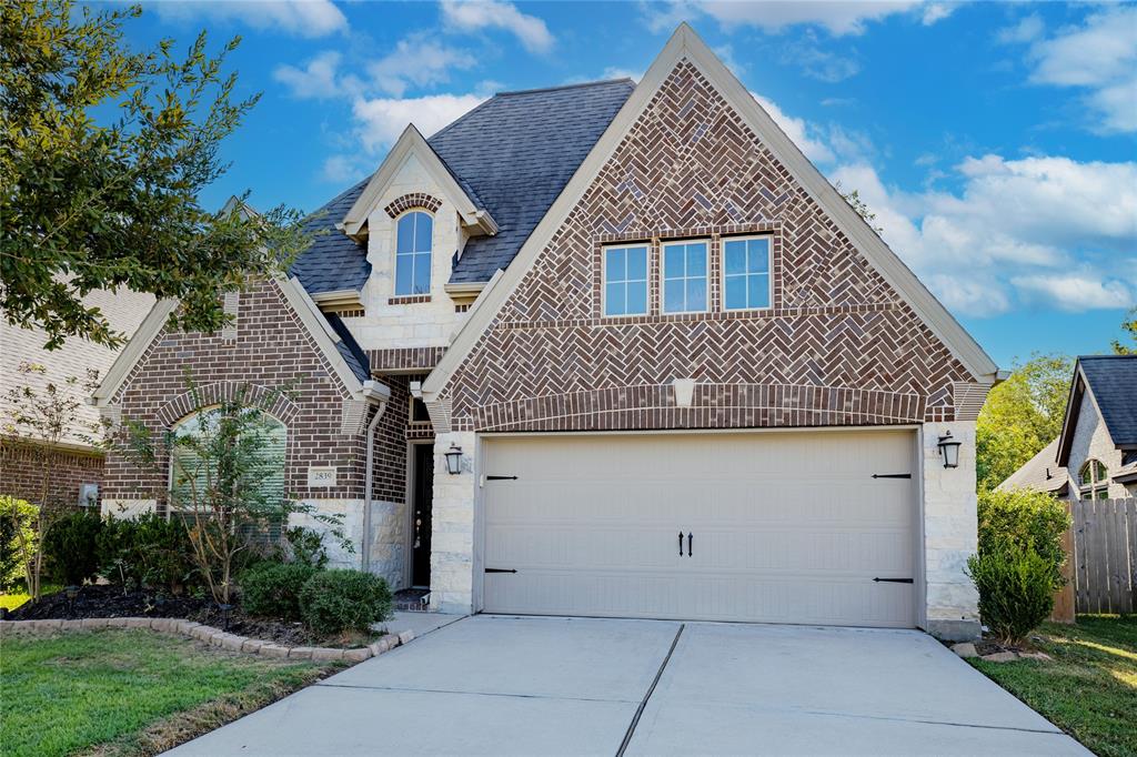 Garden River Ln, Richmond, TX 77406