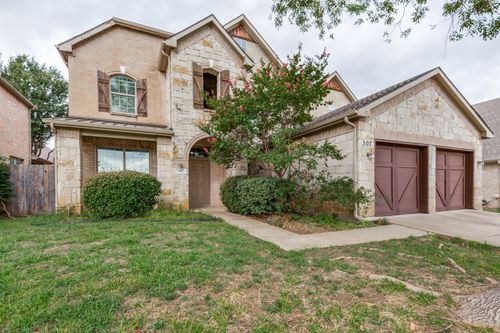 307 Moonlight Drive, Euless, TX, 76039 | Card Image