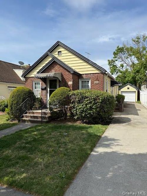 48-18 188th St, Fresh Meadows, NY, 11365-1114 | Card Image