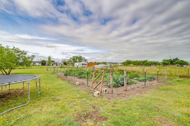 2909 Berry Patch Ln, House other with 3 bedrooms, 2 bathrooms and null parking in Joshua TX | Image 32