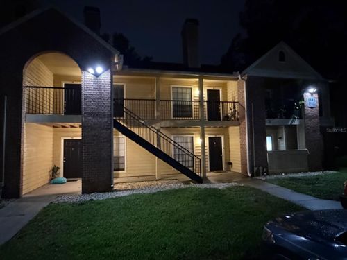 202-8643 Mallard Reserve Dr, TAMPA, FL, 33614-2349 | Card Image