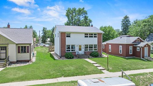 213 2nd St E, Jasper, MN, 56144-1111 | Card Image