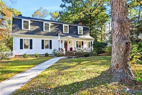 8216 Chainmaile Rd, North Chesterfield, VA, 23235-5502 | Card Image