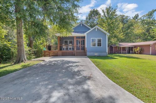 3412 Waccamaw Shores Rd, Lake Waccamaw, NC, 28450-9442 | Card Image