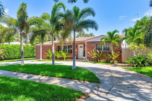 235 Forest Hill Boulevard, West Palm Beach, FL, 33405 | Card Image