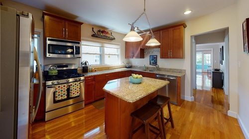 42-42 Unity Ave, Belmont, MA, 02478-3673 | Card Image