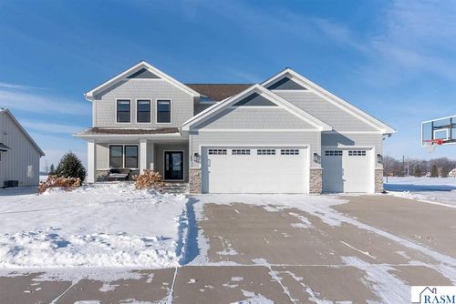 27 Prairie Ct, North Mankato, MN, 56003-7500 | Card Image