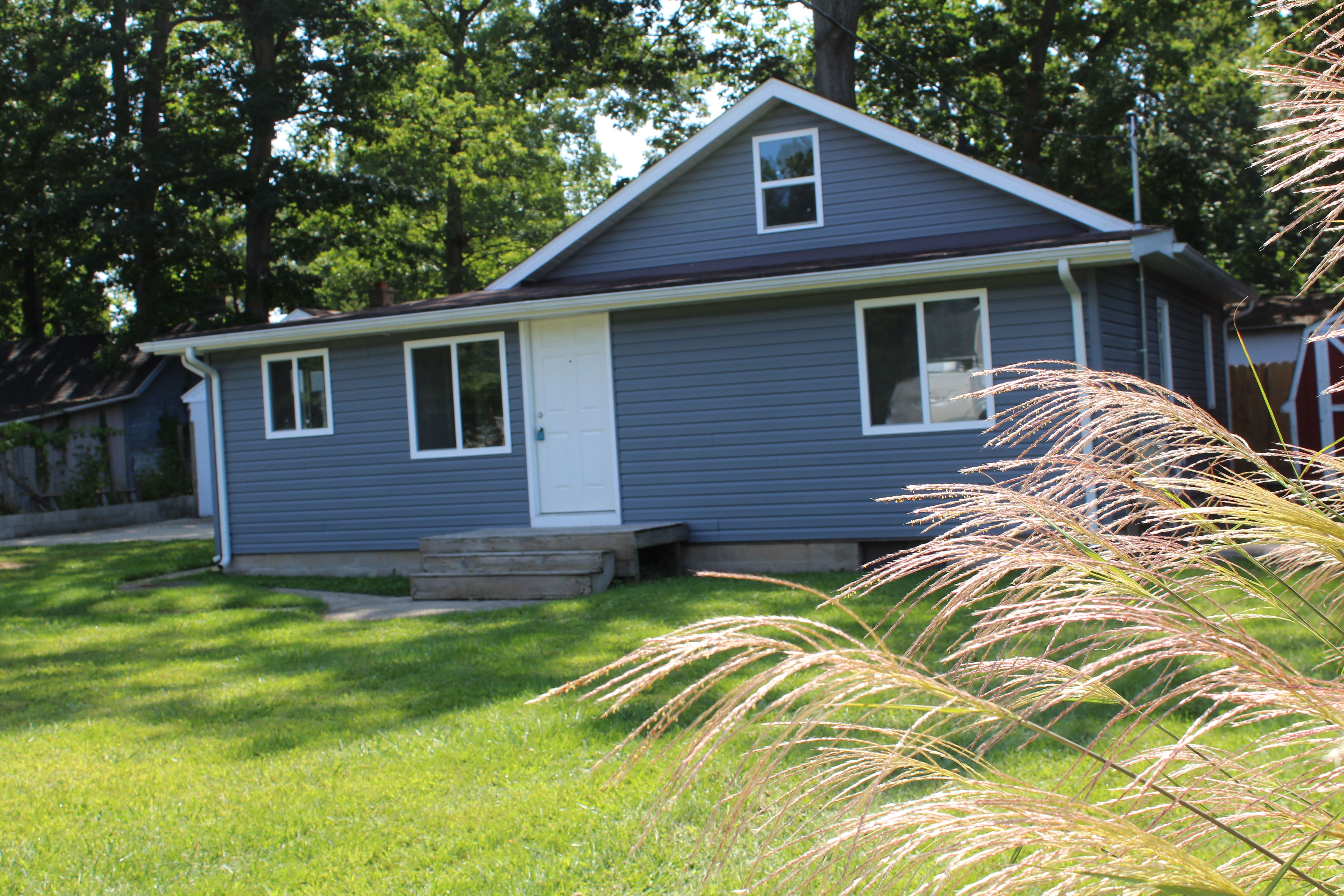 Oaklawn Dr, Pinckney, MI 48169