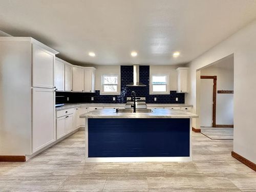 1008 Giles St, Stoughton, WI, 53589-1815 | Card Image