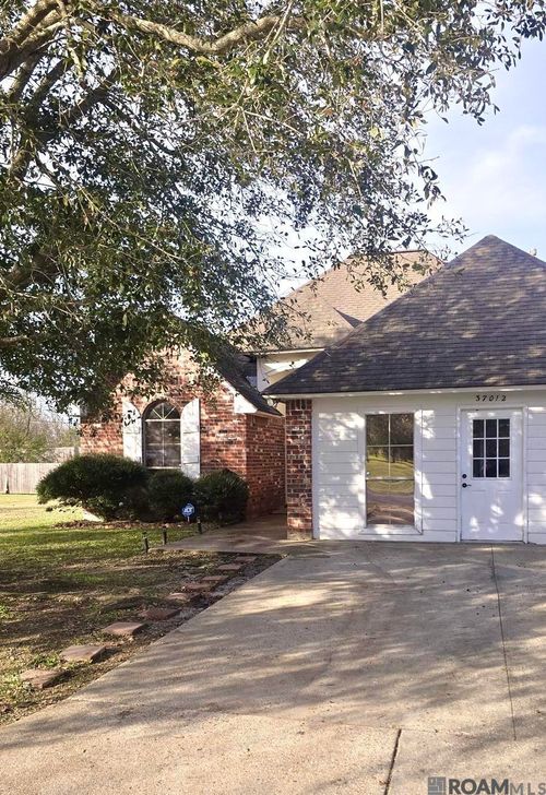 37012 Rivergate Ave, Geismar, LA, 70734-3282 | Card Image