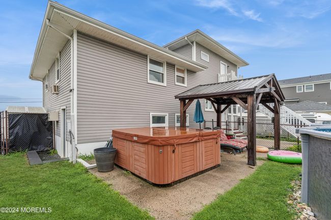 206 Beach Ave, House other with 5 bedrooms, 3 bathrooms and null parking in Leonardo NJ | Image 41