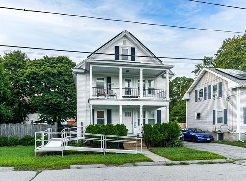 16 Binford St, Lincoln, RI, 02865-3208 | Card Image