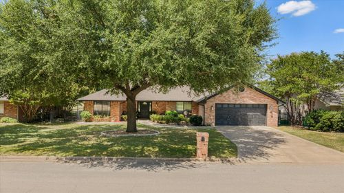 1003 Prairie Wind Blvd, Stephenville, TX, 76401-5904 | Card Image