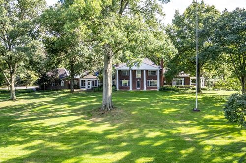169 Country Club Rd, Sewickley, PA, 15143-9448 | Card Image