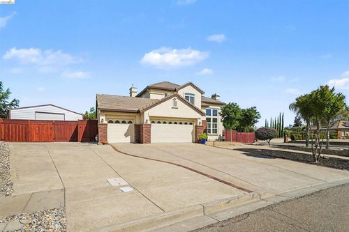 2752 Placer Dr, Oakley, CA, 94561 | Card Image