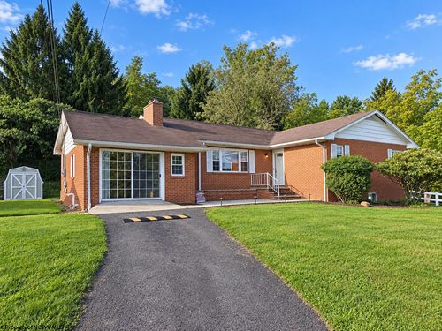 129 Lexington Ave, Westover, WV, 26501-4277 | Card Image