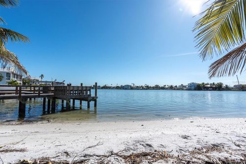 399 161st Ave, REDINGTON BEACH, FL, 33708-1674 | Card Image