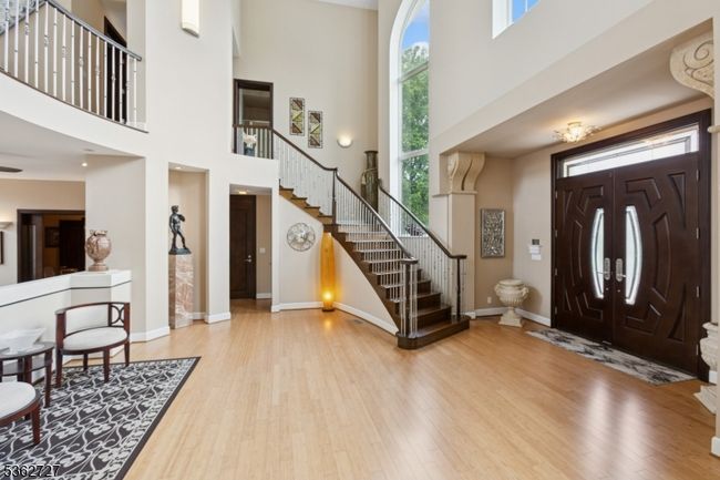 27 Mare Haven Ct, House other with 5 bedrooms, 4 bathrooms and null parking in North Brunswick NJ | Image 6