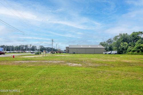 5320 Highway 70 W, Morehead City, NC, 28557 | Card Image