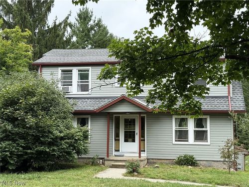 10990 Mayfield Rd, Chardon, OH, 44024-9325 | Card Image