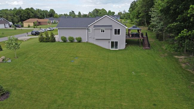 679 Pheasant Ridge Dr, House other with 3 bedrooms, 3 bathrooms and null parking in Ortonville MI | Image 47