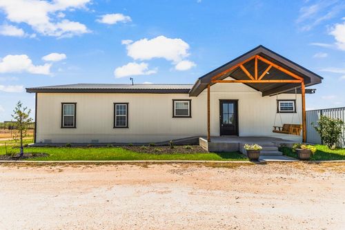 unit-b-536B County Road 301a, Seminole, TX, 79360-6407 | Card Image