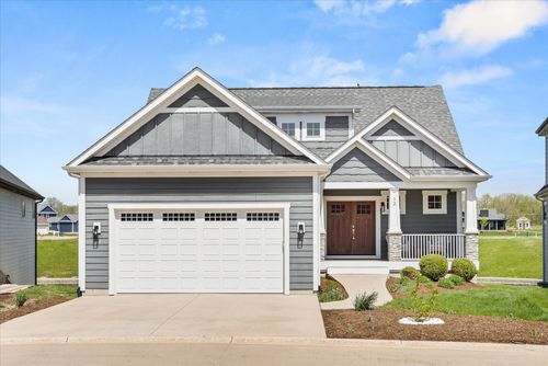 12 Waterside Way, Ottawa, IL, 61350-9036 | Card Image