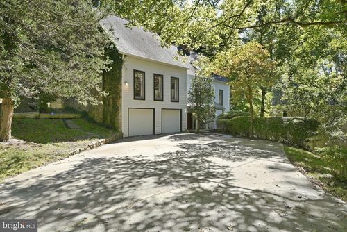 1345 Kirby Rd, Mclean, VA, 22101-2410 | Card Image