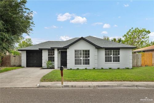 502 Thornwood St, Mission, TX, 78574-2301 | Card Image