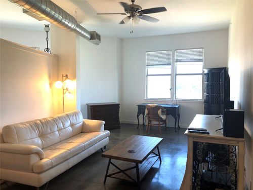 unit-420-201 W Lancaster Ave, Fort Worth, TX, 76102-6669 | Card Image