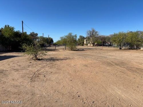 245 E Mohave Rd, Tucson, AZ, 85705-3623 | Card Image