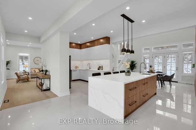 6638 Calaguiro Dr, House other with 7 bedrooms, 5 bathrooms and 8 parking in Niagara Falls ON | Image 8