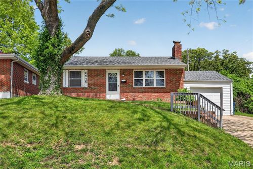 6929 Roland Blvd, Saint Louis, MO, 63121-2723 | Card Image