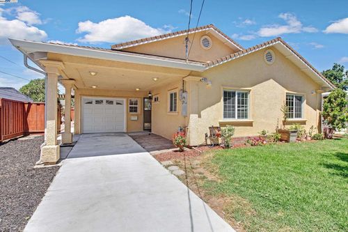 4421 Cahill St, Fremont, CA, 94538-2849 | Card Image