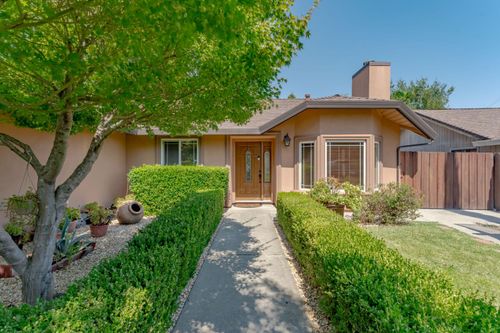 7236 Butterball Way, Sacramento, CA, 95842 | Card Image