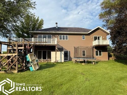 11 Oak Lake Dr, Algona, IA, 50511-5000 | Card Image