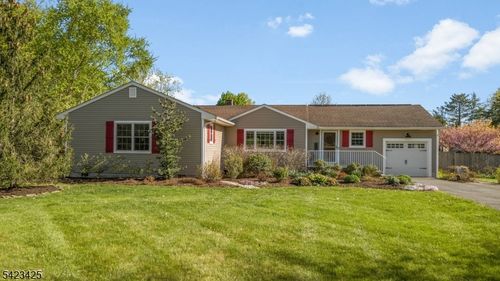 319 New Amwell Rd, Hillsborough, NJ, 08844-4961 | Card Image