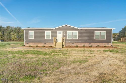 71 Falls Ln, Henderson, NC, 27537-3814 | Card Image