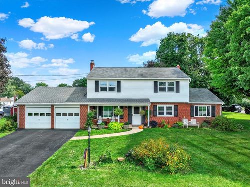 12 Virginia Ave, SHREWSBURY, PA, 17361-1911 | Card Image