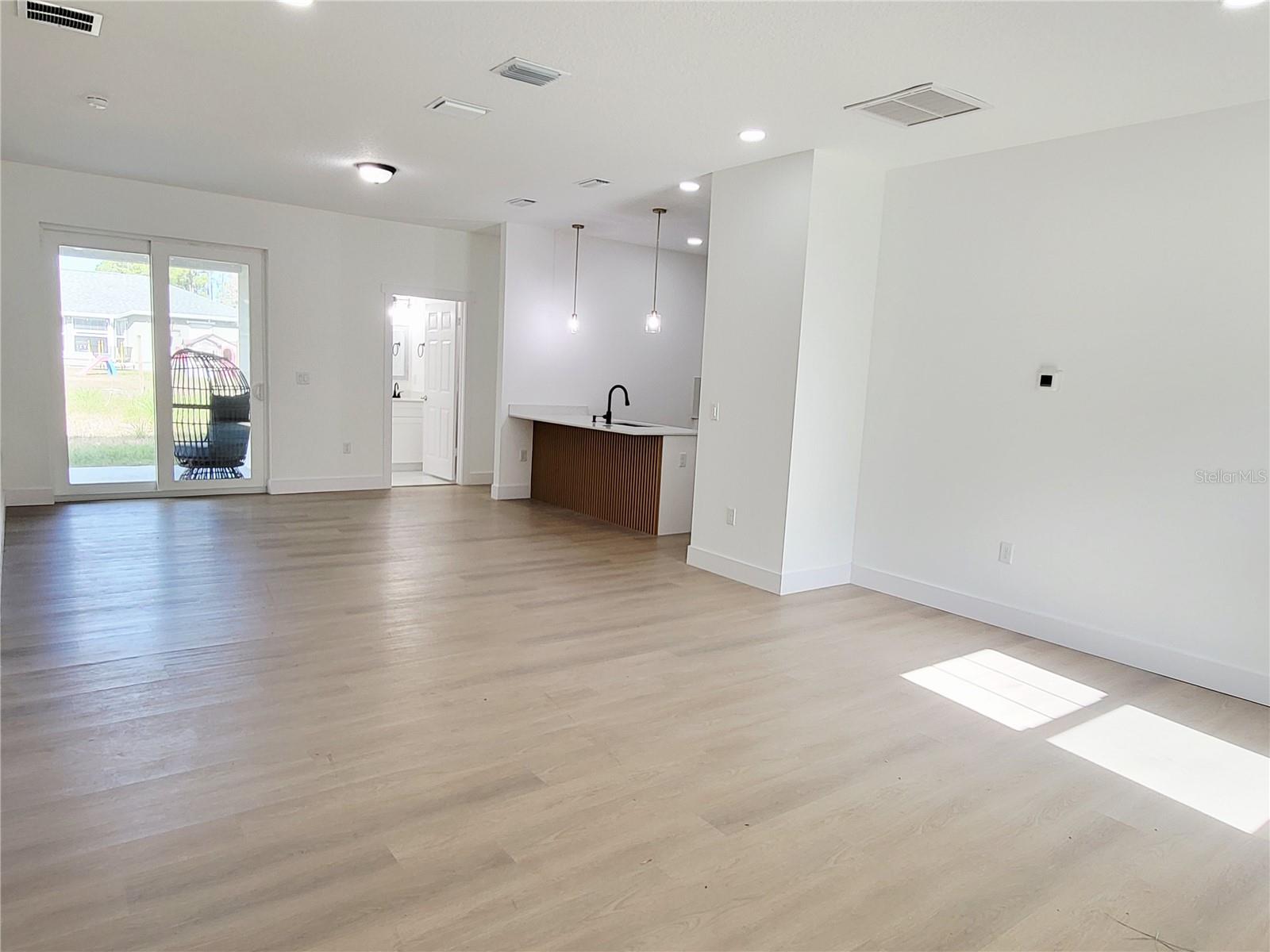 Residential Lease in PALM BAY 2
